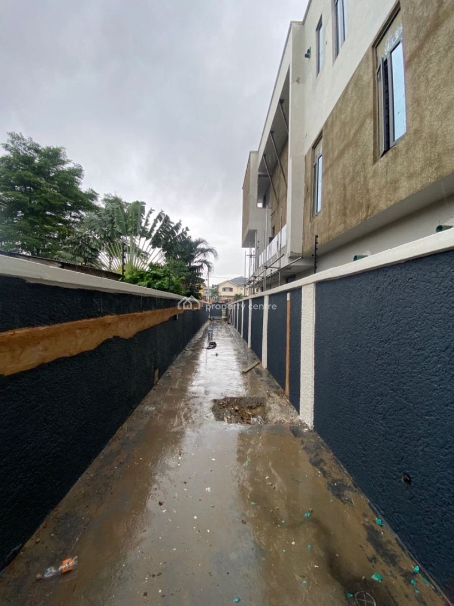 Smart 5 Bedroom Semi Detached with Bq, Omole Phase 1, Ikeja, Lagos, House for Sale
