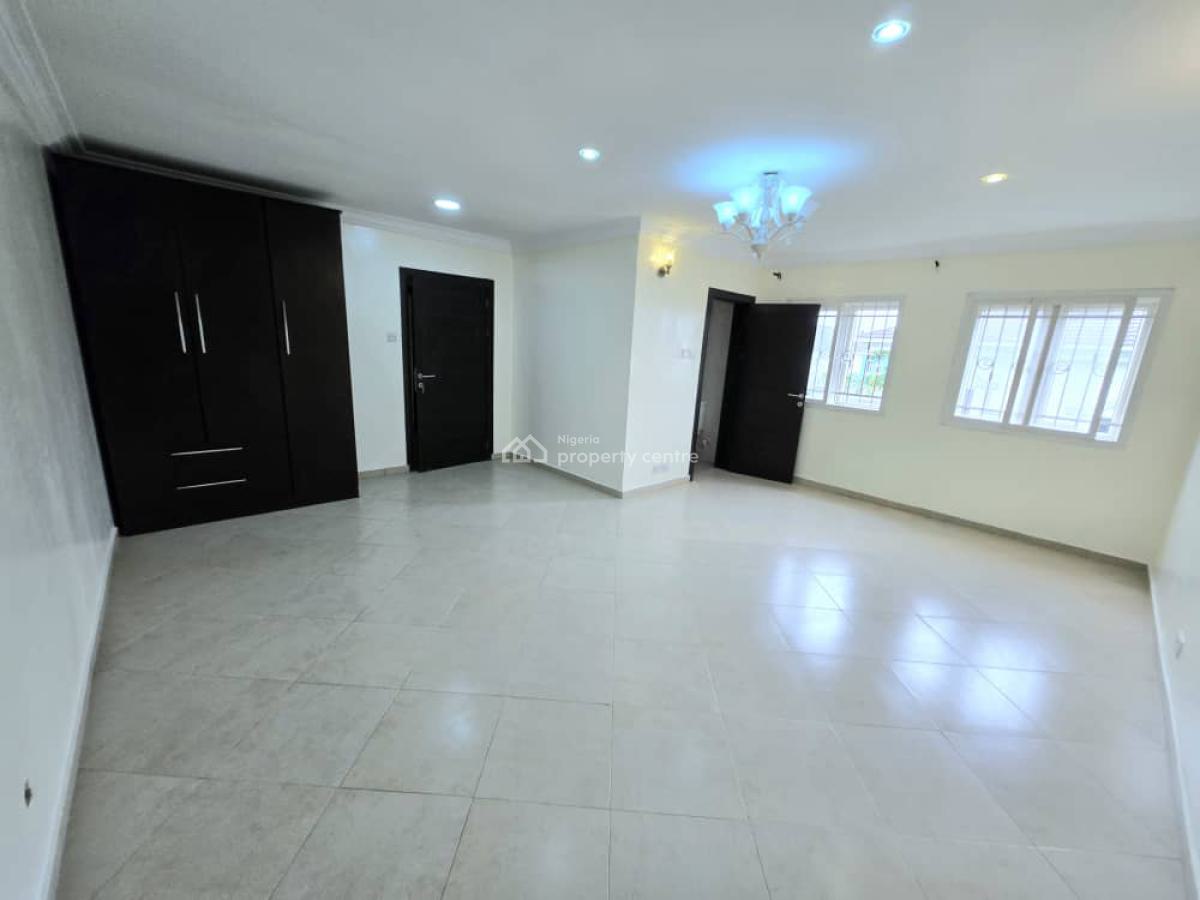 Lovely Newly Renovated 2 Units of 2-bedroom Flat with Bq, Lekki Phase 1, Lekki, Lagos, Flat / Apartment for Rent