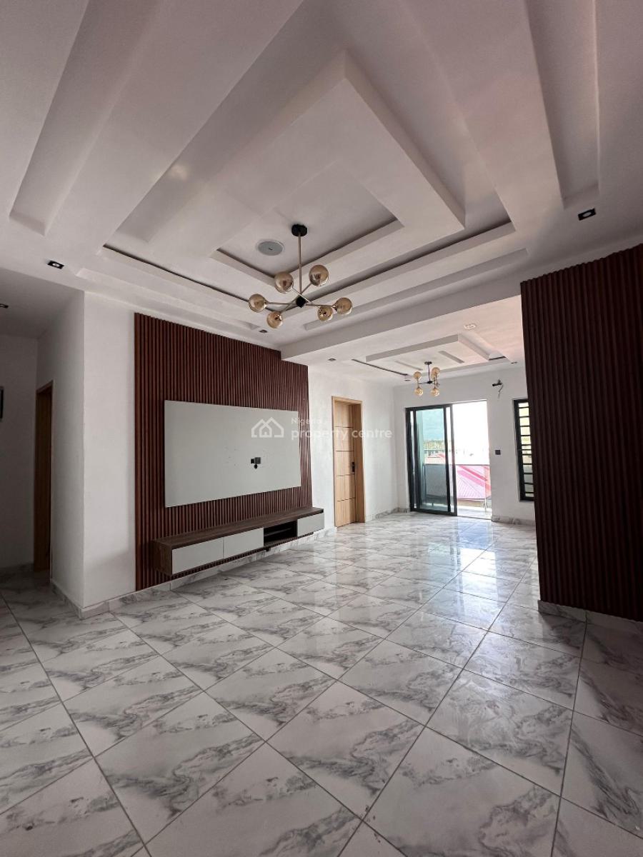2 Bedroom Apartment with a Gym and Swimming Pool, Illasan, Lekki, Lagos, Flat / Apartment for Rent
