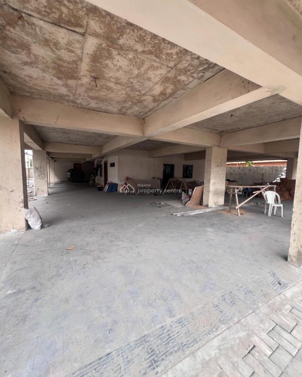 Lovely 2 Bedroom Apartment with Bq, Ologolo, Lekki, Lagos, Block of Flats for Sale
