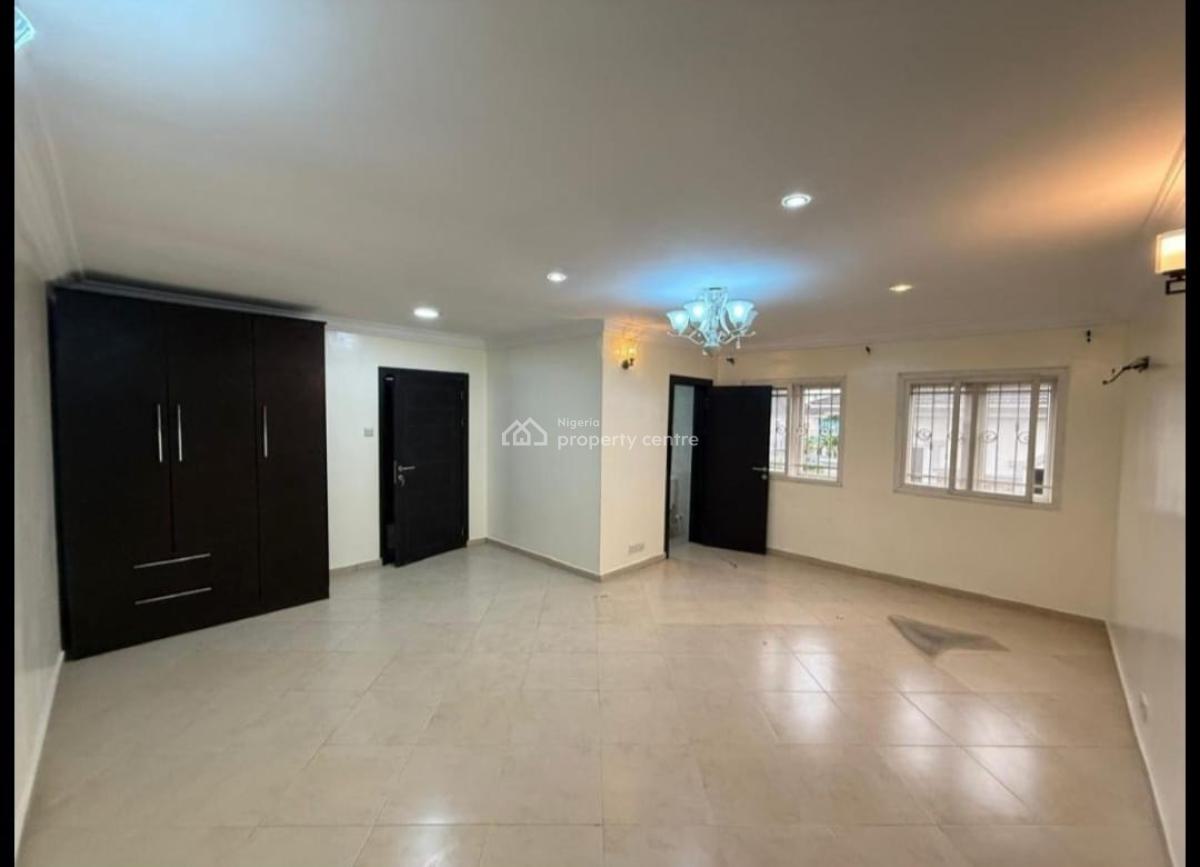 3/2 Bedroom Flat with Bq (8kva Solar Inverter) with Rate Difference, Off Admiralty Way, Lekki Phase 1, Lekki, Lagos, Flat / Apartment for Rent