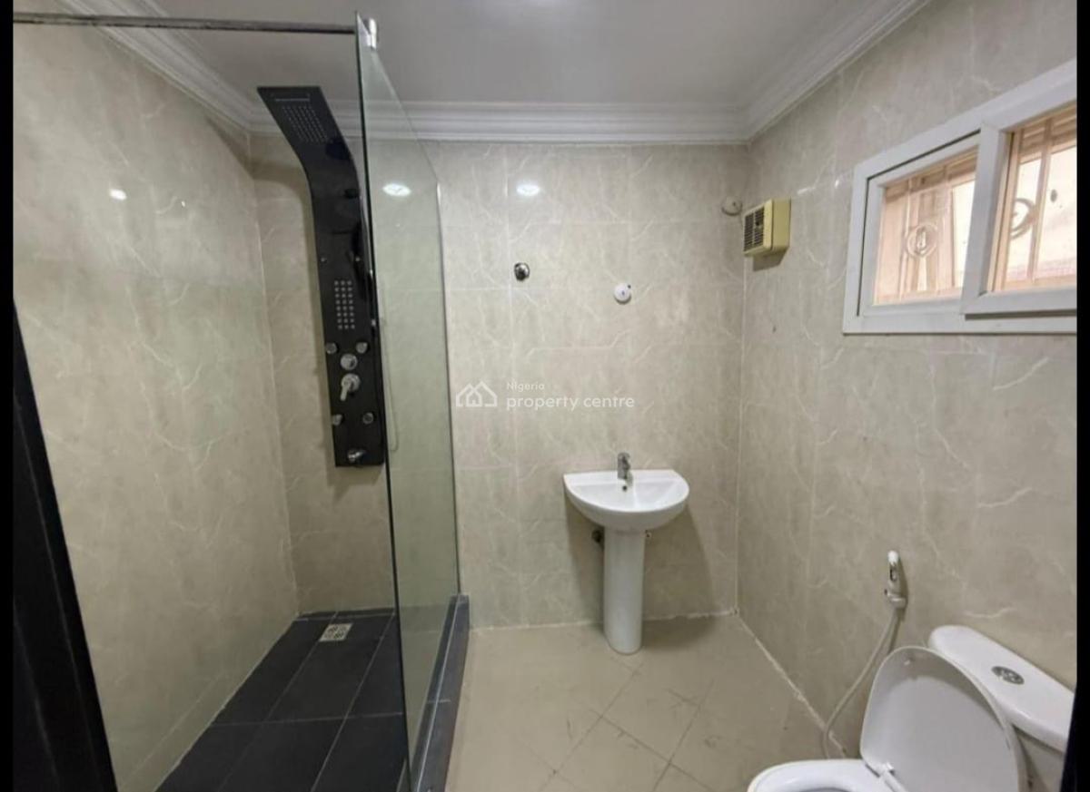 3/2 Bedroom Flat with Bq (8kva Solar Inverter) with Rate Difference, Off Admiralty Way, Lekki Phase 1, Lekki, Lagos, Flat / Apartment for Rent
