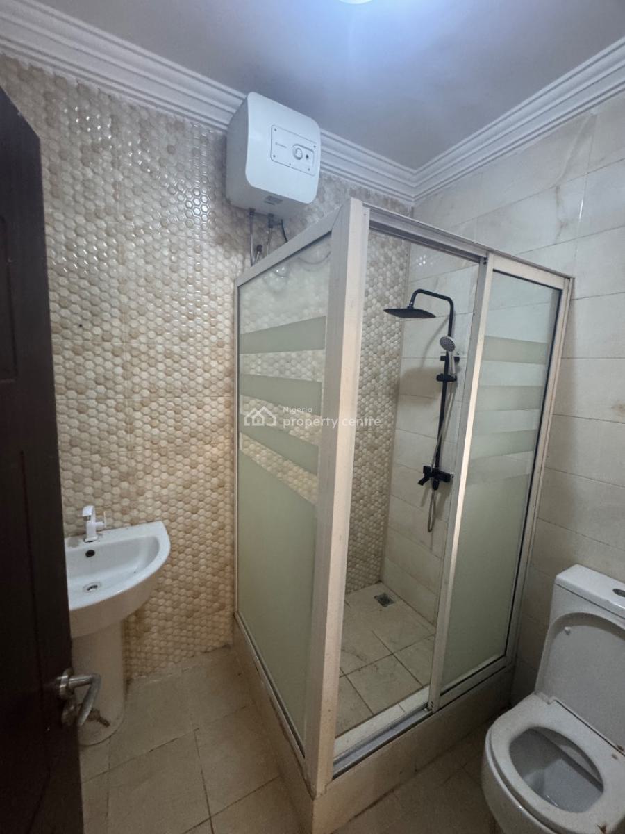 Must Go Today: a Super Nice and Spacious 2 Bedrooms Apartment, Off Admiralty Way, Lekki Phase 1, Lekki, Lagos, Flat / Apartment for Rent