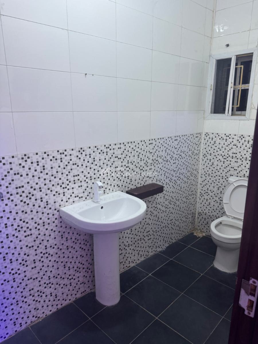 Must Go Today: a Super Nice and Spacious 2 Bedrooms Apartment, Off Admiralty Way, Lekki Phase 1, Lekki, Lagos, Flat / Apartment for Rent