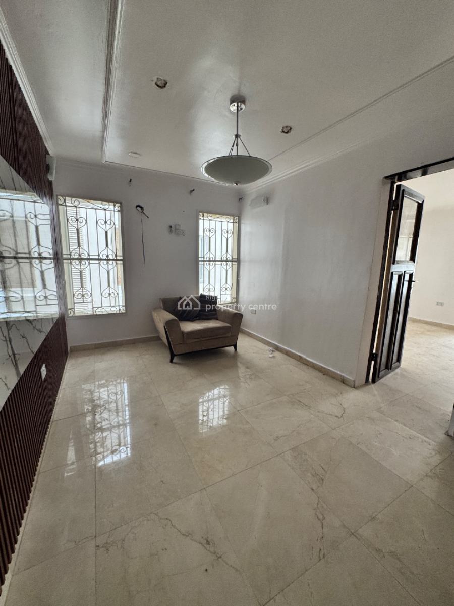 Fully Serviced 1 Bed Apartment, Lekki Phase 1, Lekki, Lagos, Flat / Apartment for Rent