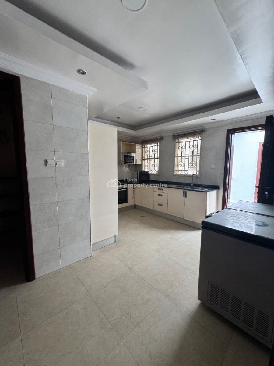 Fully Serviced 1 Bed Apartment, Lekki Phase 1, Lekki, Lagos, Flat / Apartment for Rent