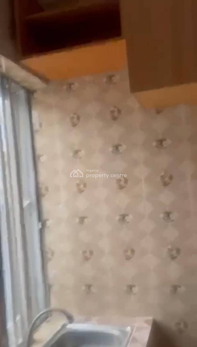 Lovely 2 Bedroom Flat, Medina, Gbagada, Lagos, Flat / Apartment for Rent