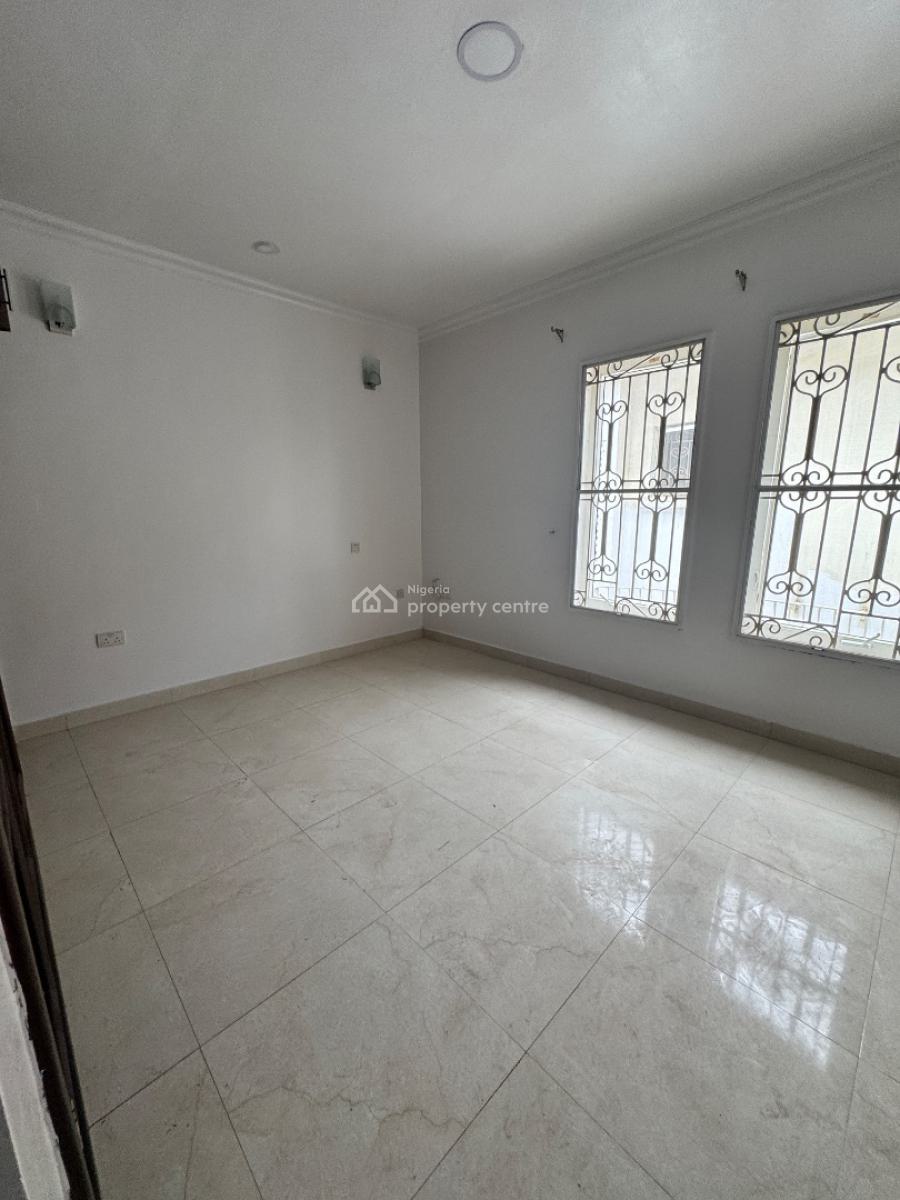 Fully Serviced 3 Bedroom Apartment, Lekki Phase 1, Lekki, Lagos, Flat / Apartment for Rent