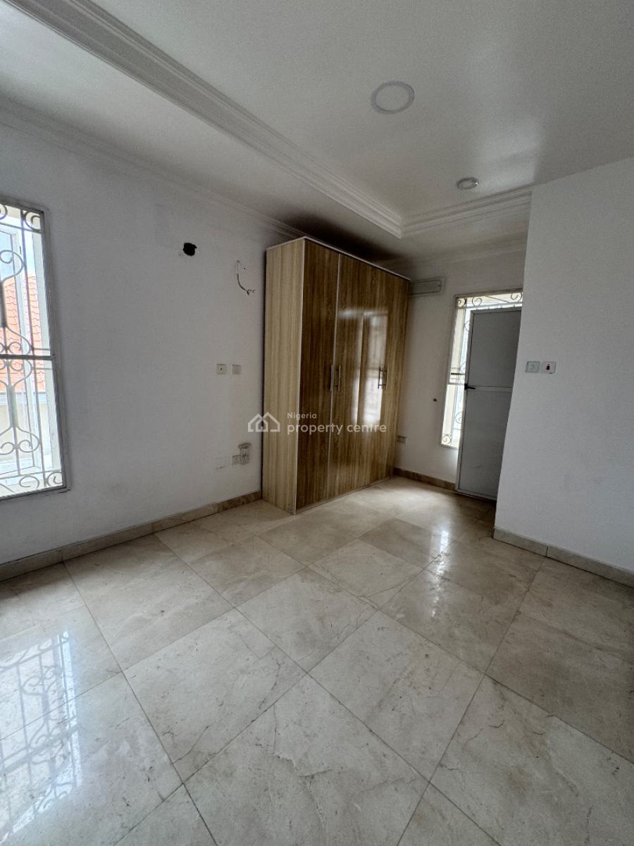 Fully Serviced 3 Bedroom Apartment, Lekki Phase 1, Lekki, Lagos, Flat / Apartment for Rent