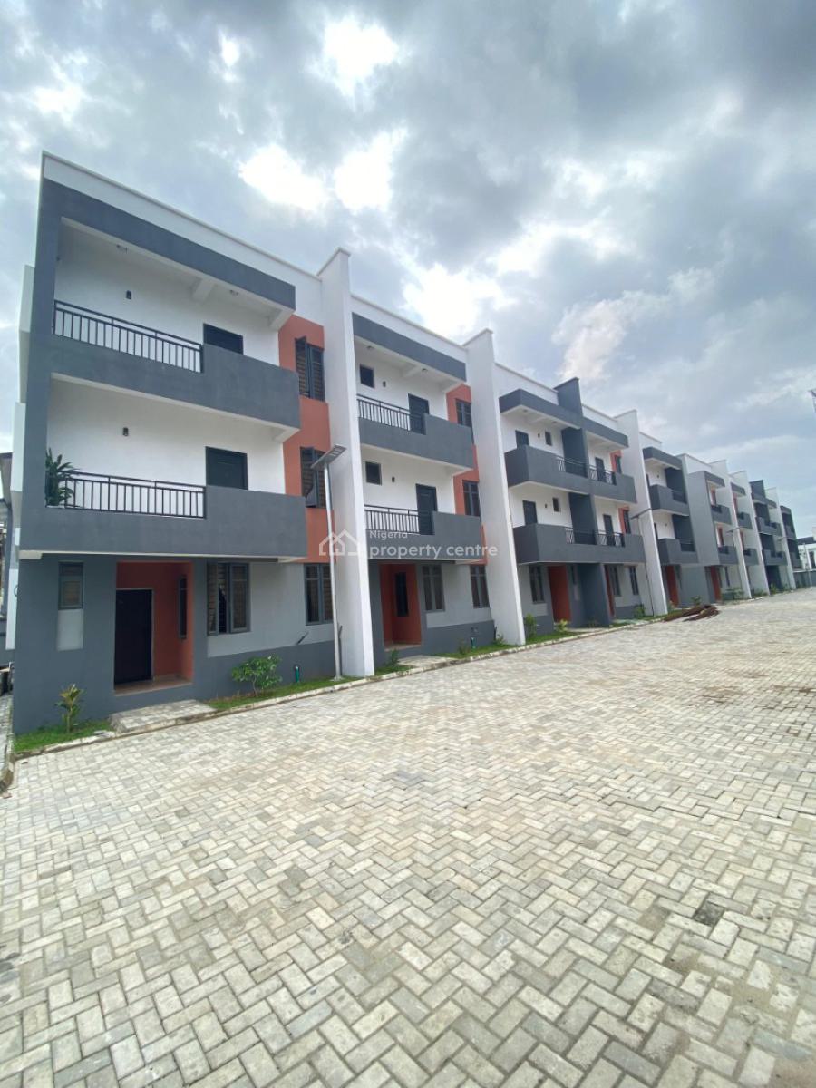 a Charming 4 Bedroom Terrace, Lekki Phase 1, Lekki, Lagos, Terraced Duplex for Sale