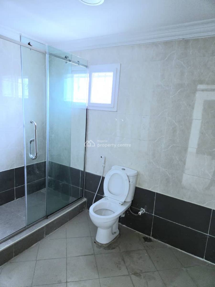 Lovely Newly Renovated 2 Units of 2 Bedroom Flat with 1 Room Bq, Lekki Phase 1, Lekki, Lagos, Flat / Apartment for Rent