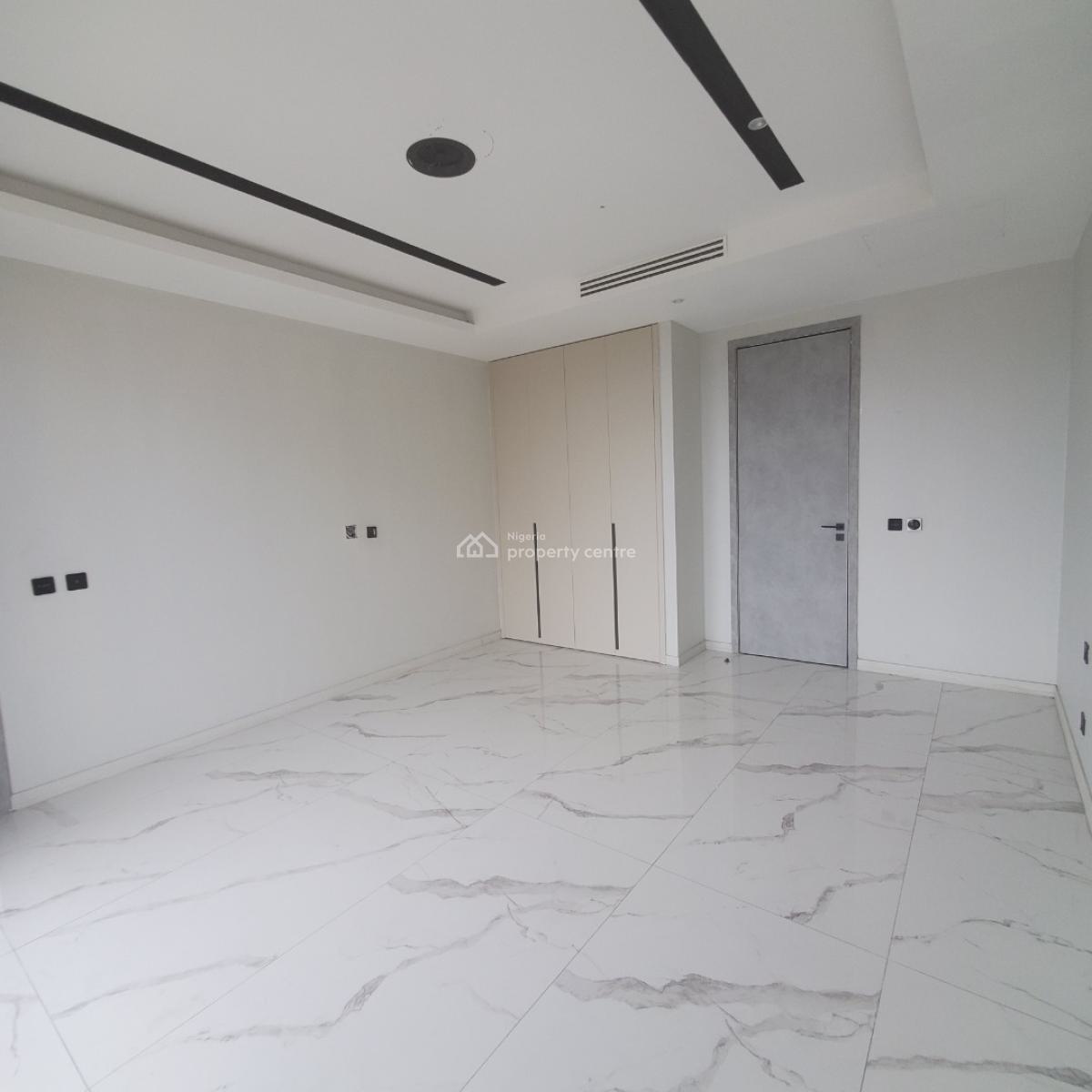 Massive 4 Bedroom Apartment with Well Detailed Finishing, Ikoyi, Lagos, Flat / Apartment for Sale