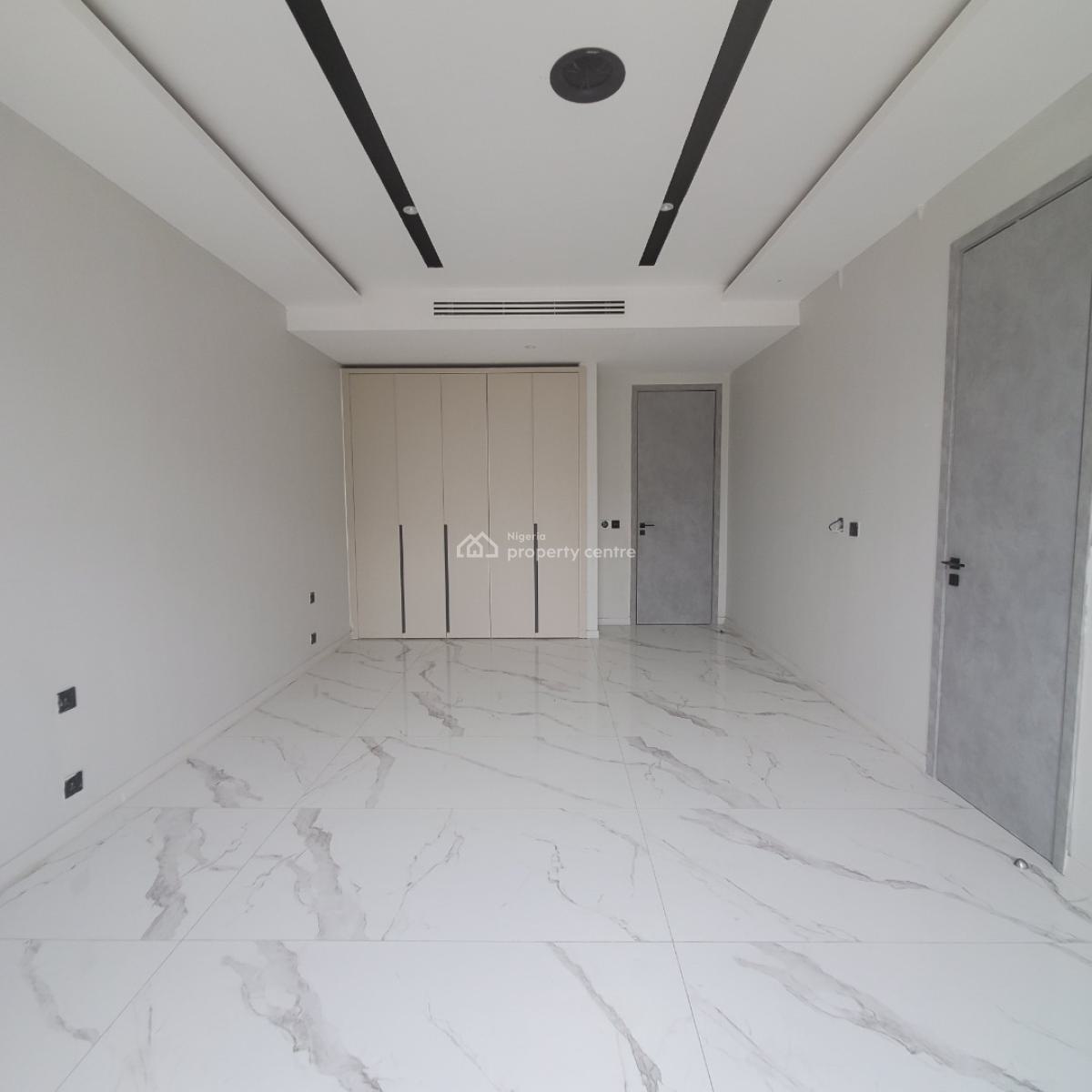 Massive 4 Bedroom Apartment with Well Detailed Finishing, Ikoyi, Lagos, Flat / Apartment for Sale