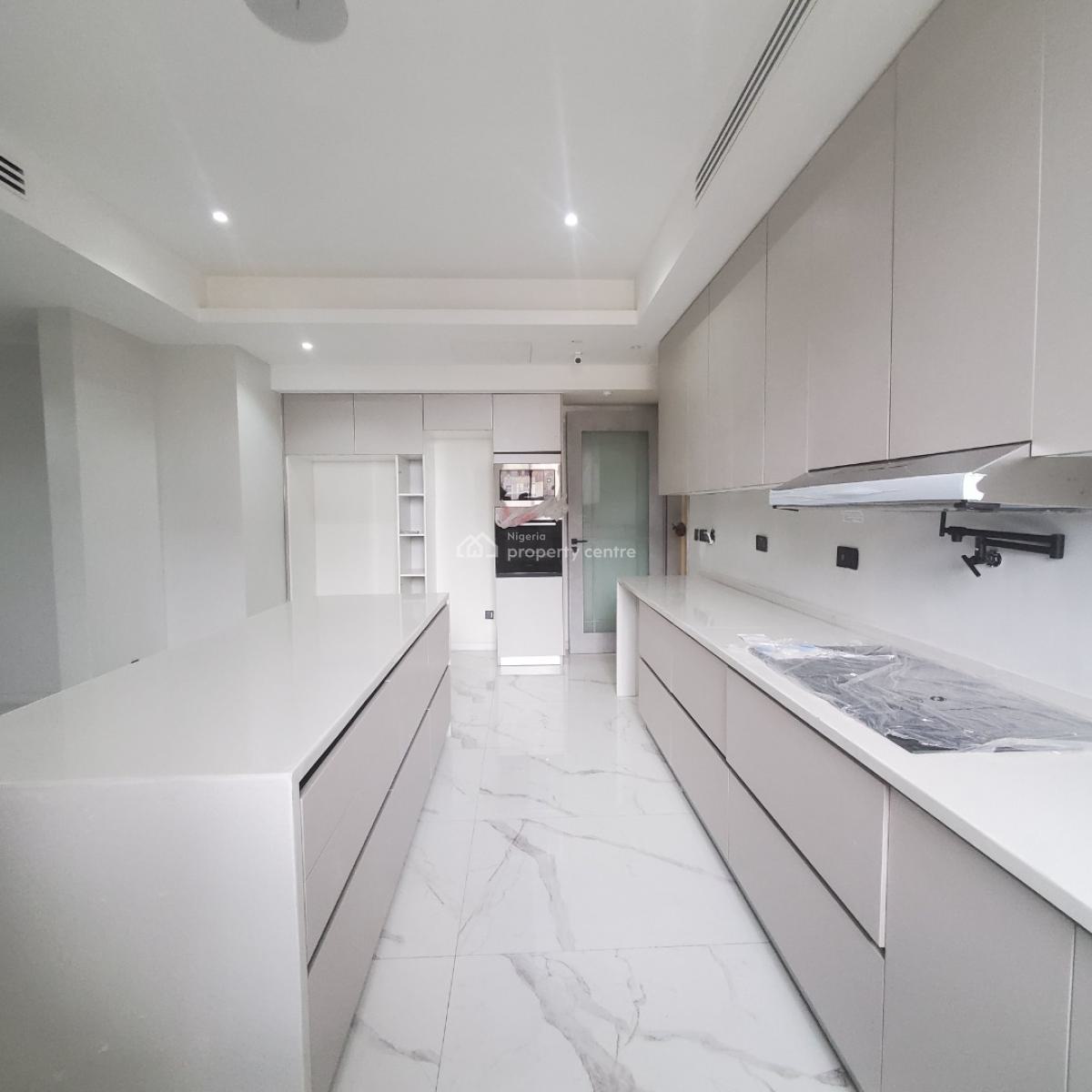 Massive 4 Bedroom Apartment with Well Detailed Finishing, Ikoyi, Lagos, Flat / Apartment for Sale