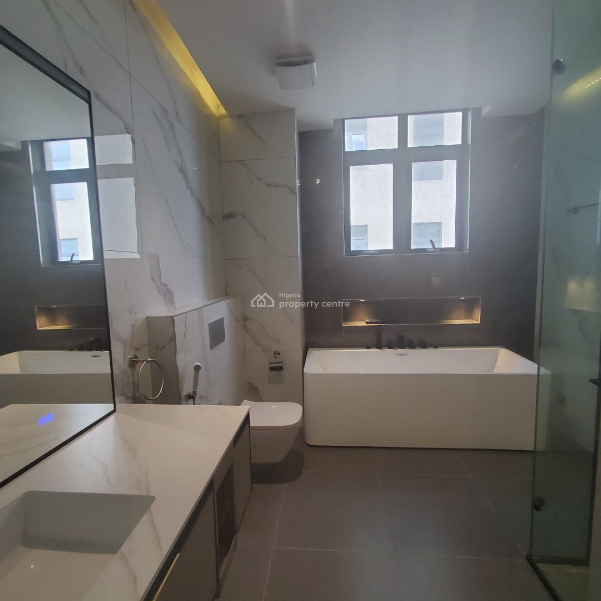 Massive 4 Bedroom Apartment with Well Detailed Finishing, Ikoyi, Lagos, Flat / Apartment for Sale