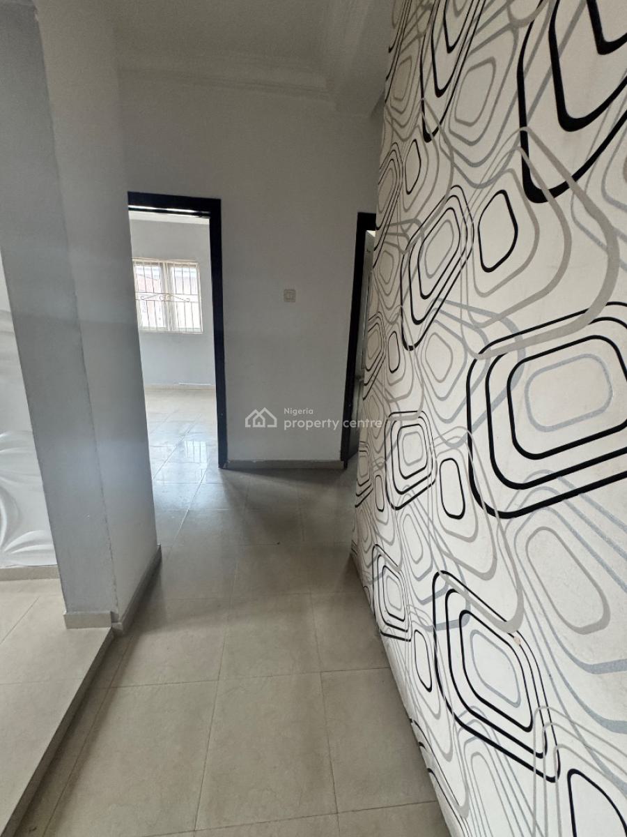 Self Serviced 3 Rooms Commercial Space, Lekki Phase 1, Lekki, Lagos, Flat / Apartment for Rent