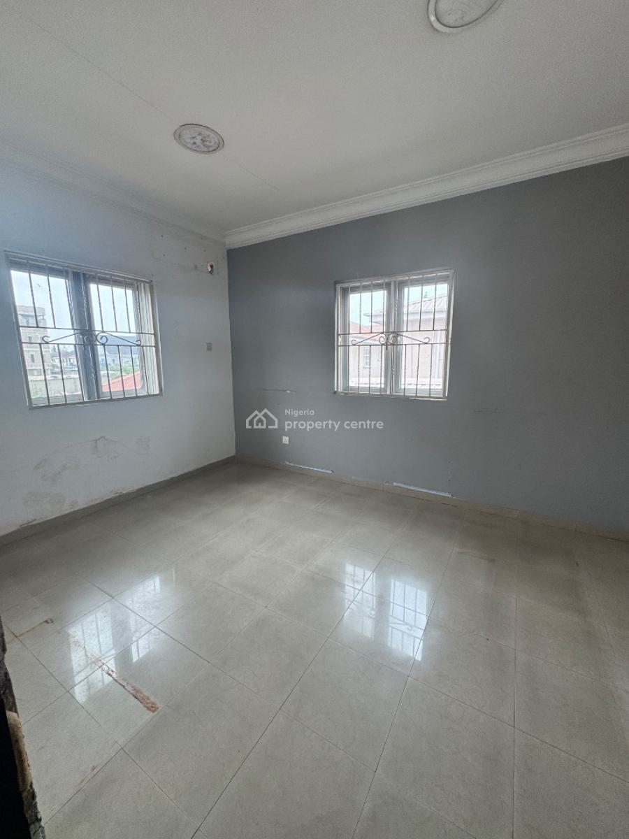 Self Serviced 3 Rooms Commercial Space, Lekki Phase 1, Lekki, Lagos, Flat / Apartment for Rent