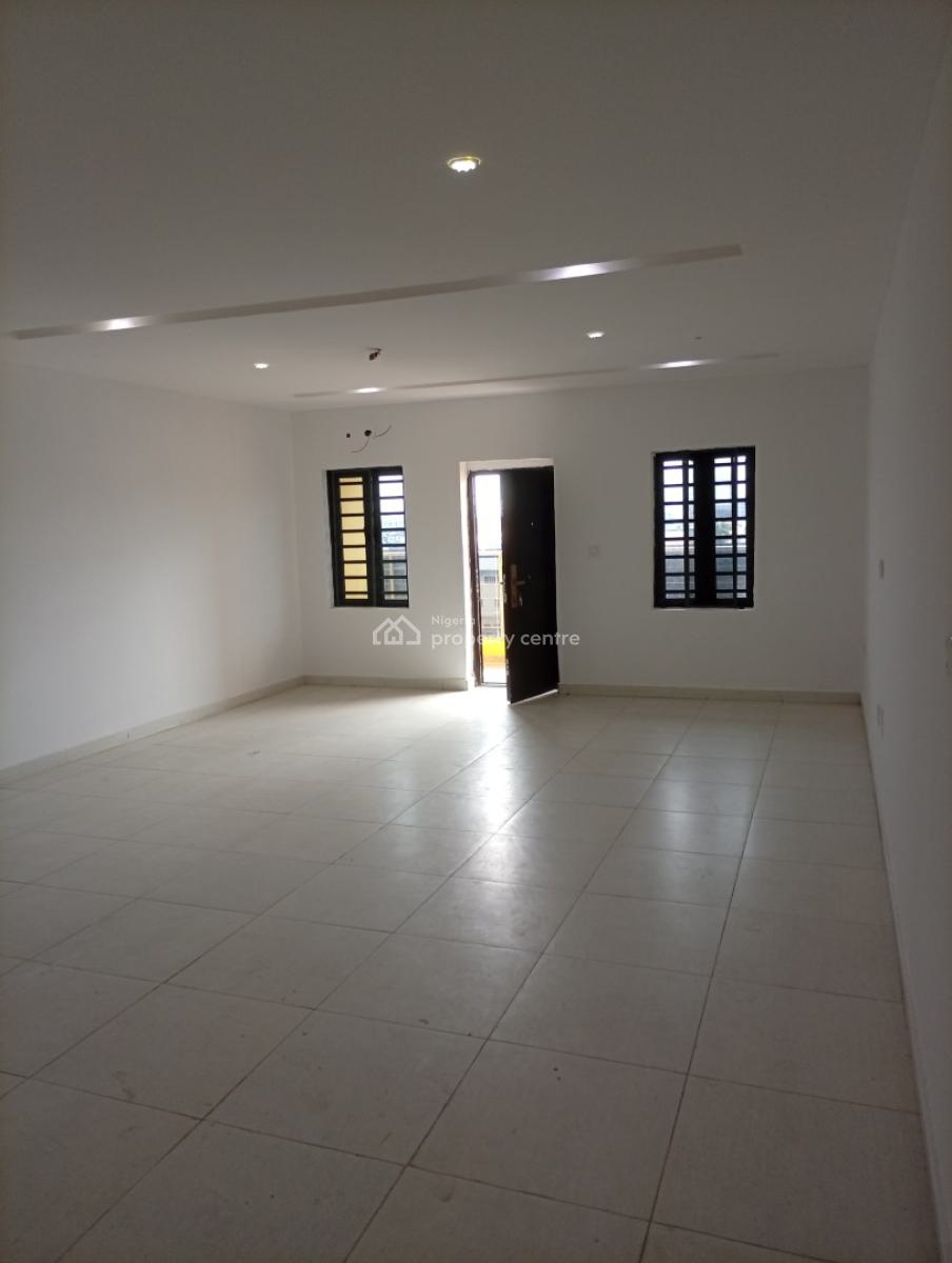 2 Bedroom Apartment, Lekki Phase 1, Lekki, Lagos, Flat / Apartment for Sale