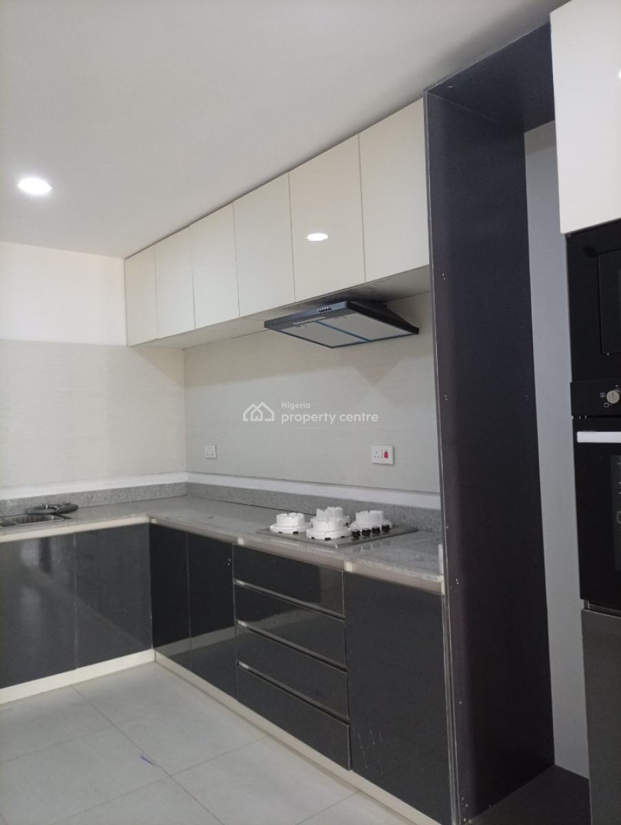 2 Bedroom Apartment, Lekki Phase 1, Lekki, Lagos, Flat / Apartment for Sale