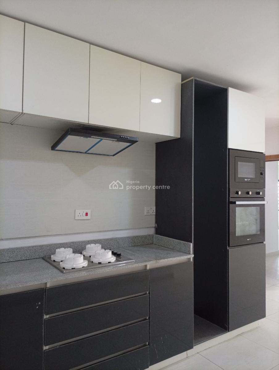 2 Bedroom Apartment, Lekki Phase 1, Lekki, Lagos, Flat / Apartment for Sale