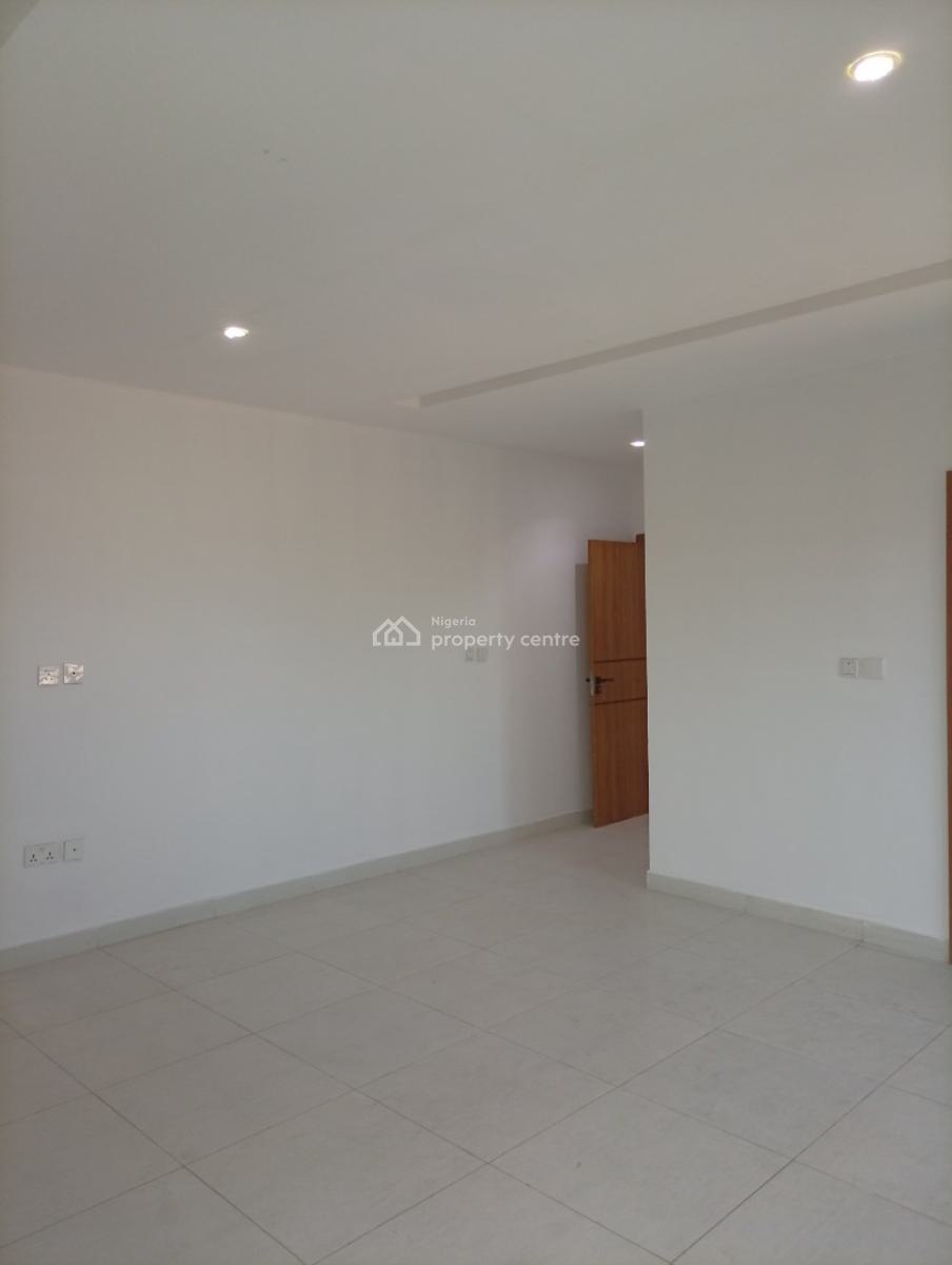 2 Bedroom Apartment, Lekki Phase 1, Lekki, Lagos, Flat / Apartment for Sale