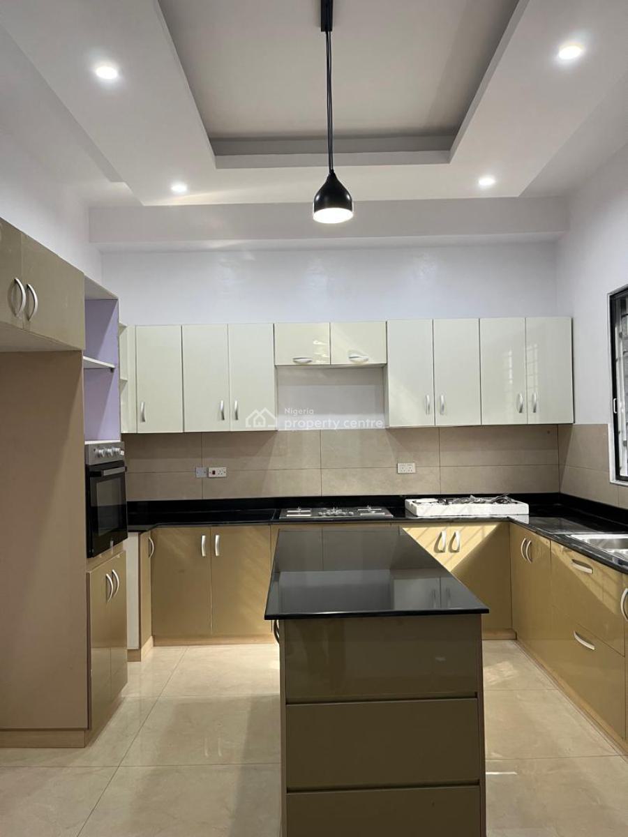 5-bedroom Fully Detached Home, Complete with a 1-room Bq, Sitting on 4, Gra, Ogudu, Lagos, Detached Duplex for Sale