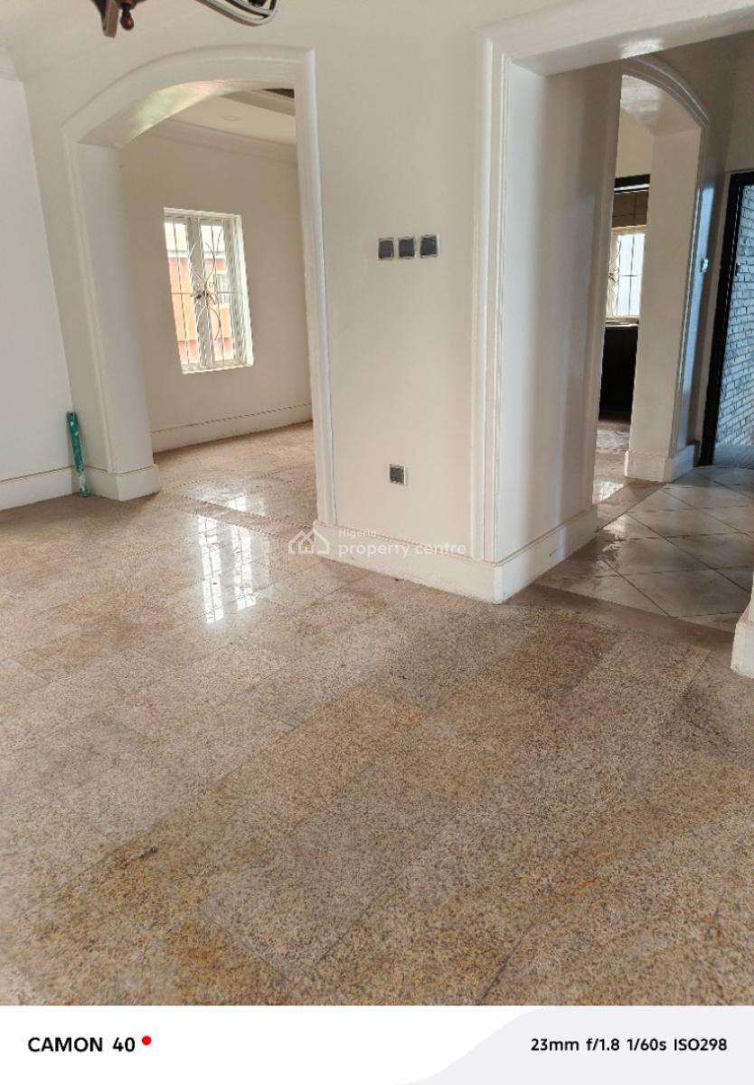 Luxury 2 Bedroom Flat Upstairs at Badore Ajah Lagos, Badore, Ajah, Lagos, Flat / Apartment for Rent