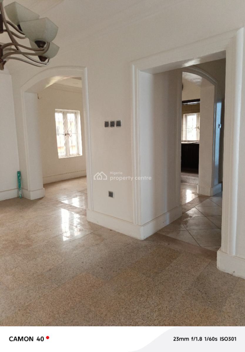 Luxury 2 Bedroom Flat Upstairs at Badore Ajah Lagos, Badore, Ajah, Lagos, Flat / Apartment for Rent