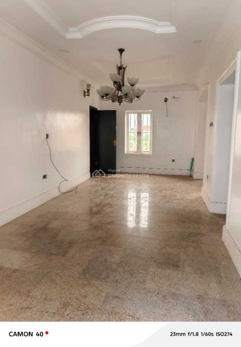 Luxury 2 Bedroom Flat Upstairs at Badore Ajah Lagos, Badore, Ajah, Lagos, Flat / Apartment for Rent
