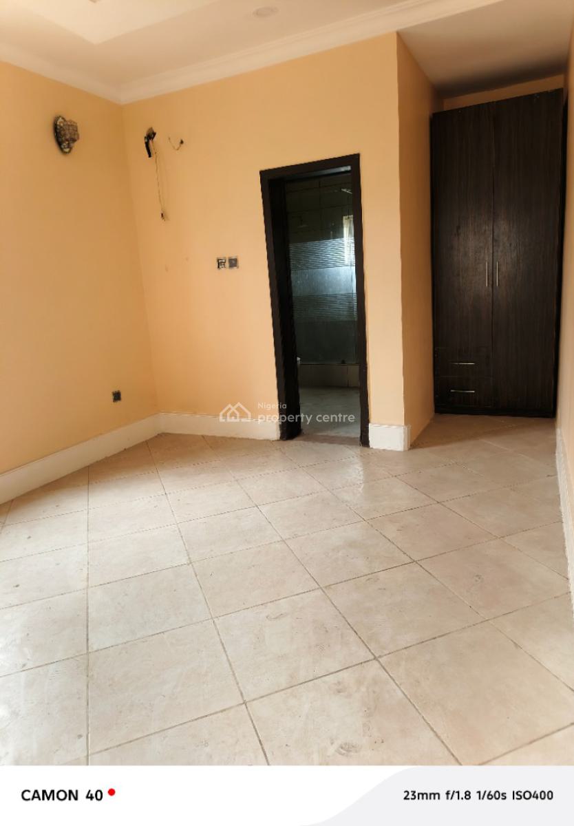 Luxury 2 Bedroom Flat Upstairs at Badore Ajah Lagos, Badore, Ajah, Lagos, Flat / Apartment for Rent