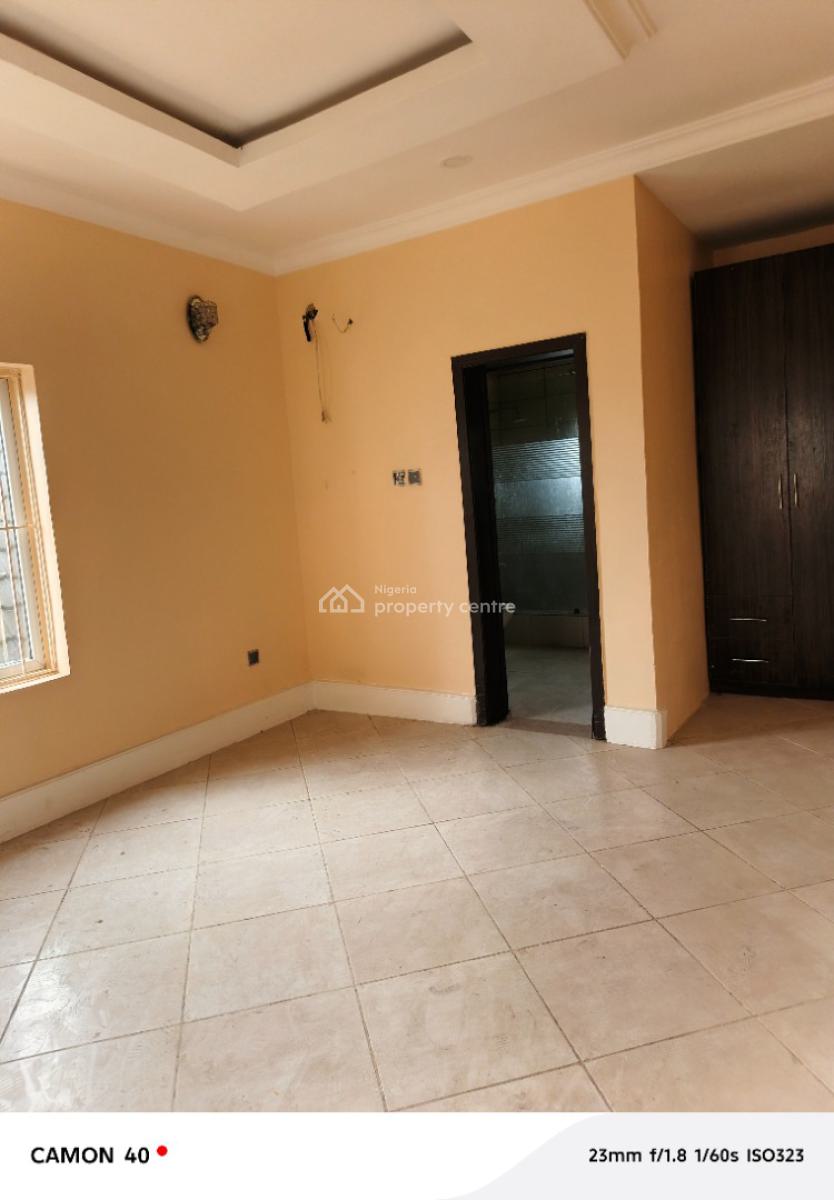 Luxury 2 Bedroom Flat Upstairs at Badore Ajah Lagos, Badore, Ajah, Lagos, Flat / Apartment for Rent