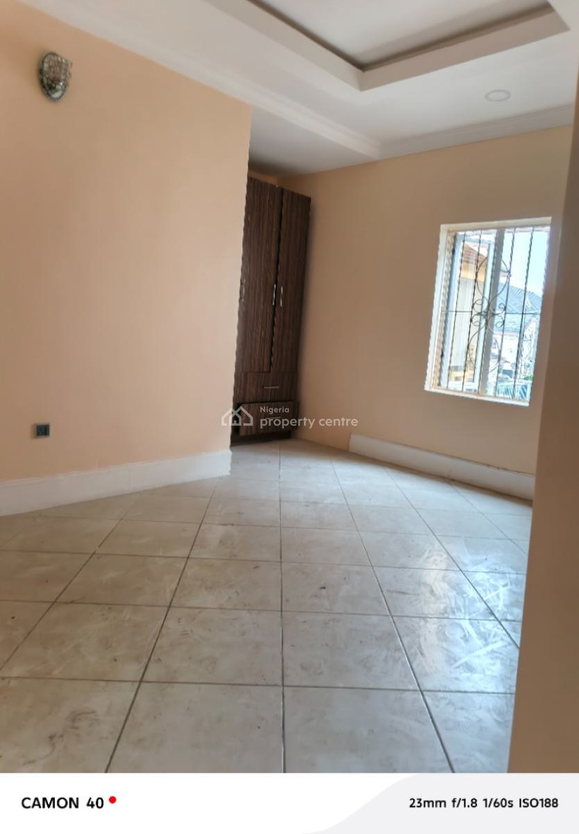 Luxury 2 Bedroom Flat Upstairs at Badore Ajah Lagos, Badore, Ajah, Lagos, Flat / Apartment for Rent