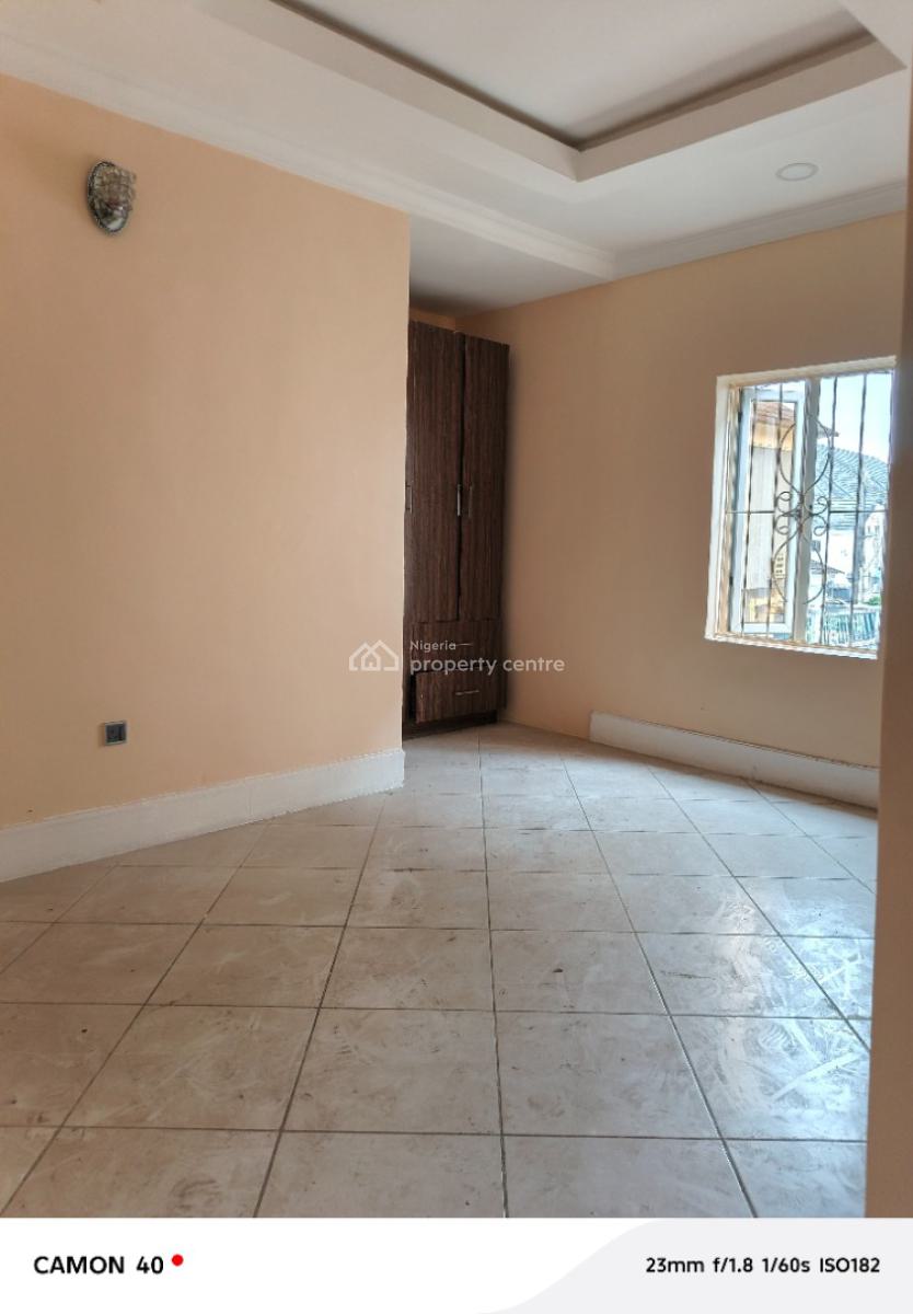Luxury 2 Bedroom Flat Upstairs at Badore Ajah Lagos, Badore, Ajah, Lagos, Flat / Apartment for Rent