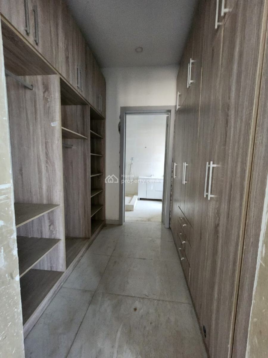 5 Bedroom Semi Detached with a Bq, Off Road 14, Lekki Phase 1, Lekki, Lagos, Flat / Apartment for Rent