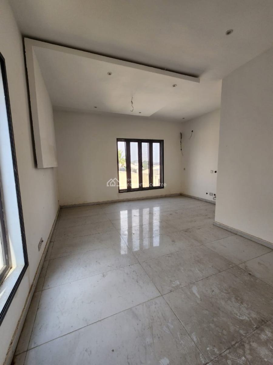 5 Bedroom Semi Detached with a Bq, Off Road 14, Lekki Phase 1, Lekki, Lagos, Flat / Apartment for Rent