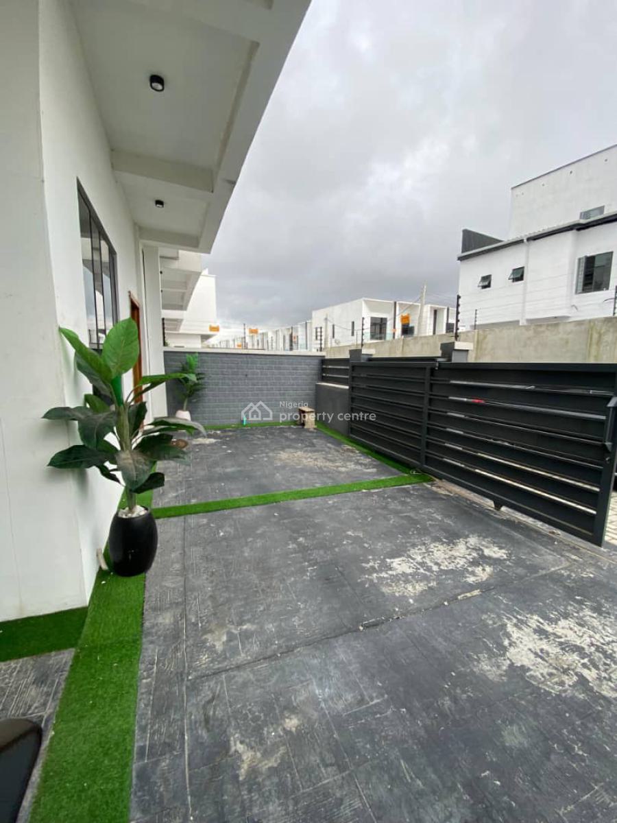 Nicely Built 4 Bedroom Semi-detached Duplex with Bq, Orchid Road, Lekki Phase 2, Lekki, Lagos, Semi-detached Duplex for Rent