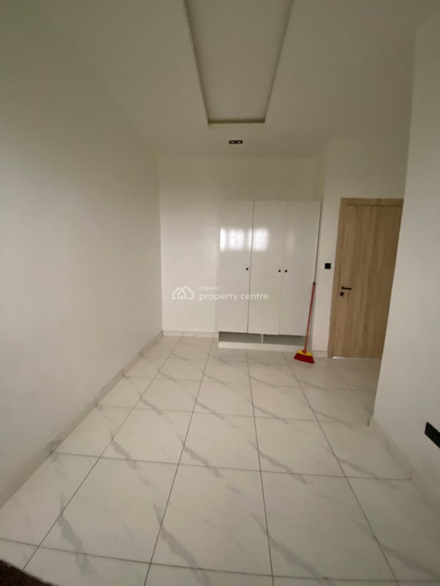 Nicely Built 4 Bedroom Semi-detached Duplex with Bq, Orchid Road, Lekki Phase 2, Lekki, Lagos, Semi-detached Duplex for Rent