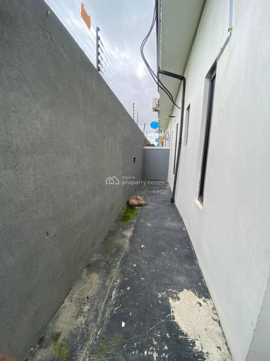 Nicely Built 4 Bedroom Semi-detached Duplex with Bq, Orchid Road, Lekki Phase 2, Lekki, Lagos, Semi-detached Duplex for Rent
