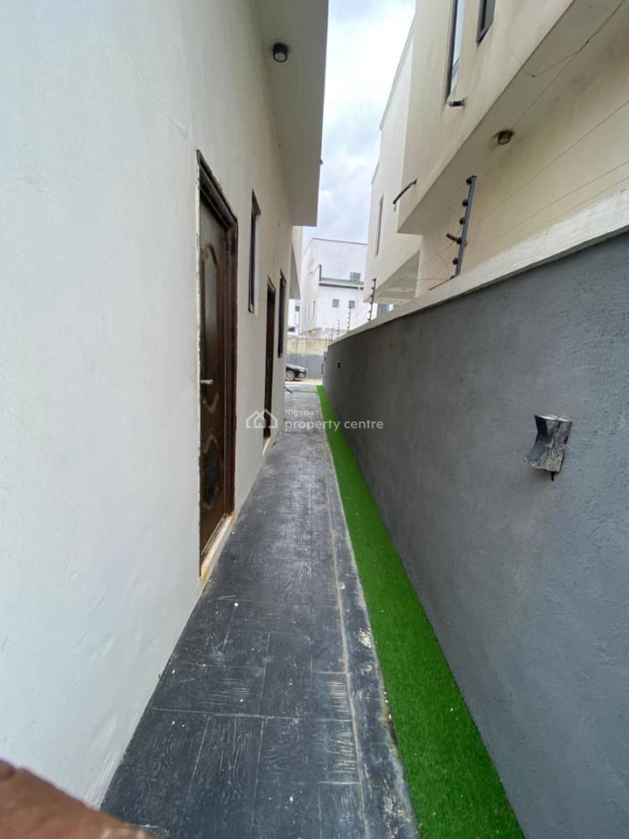 Nicely Built 4 Bedroom Semi-detached Duplex with Bq, Orchid Road, Lekki Phase 2, Lekki, Lagos, Semi-detached Duplex for Rent