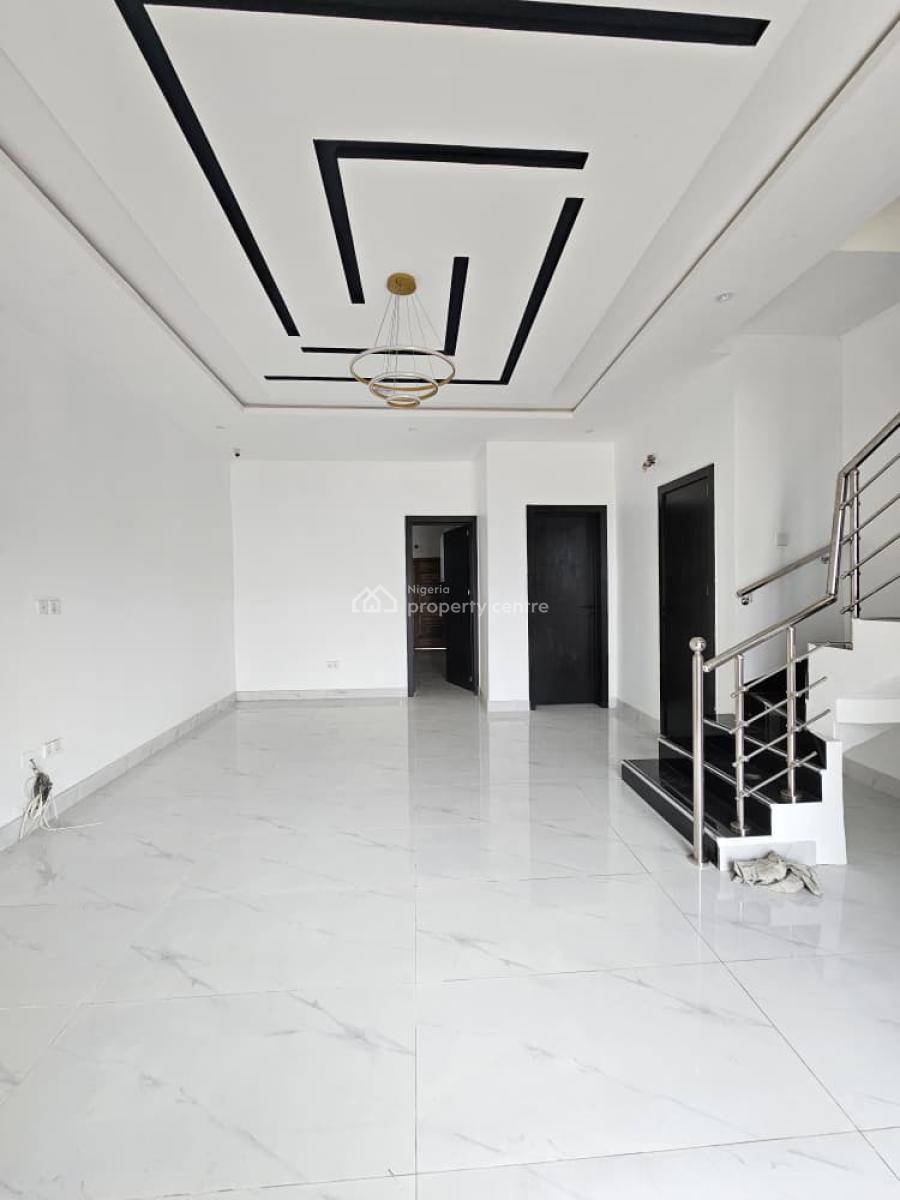 Contemporary 4-bedroom Semi-detached Duplex with Bq, Chevron, Lekki, Lagos, Semi-detached Duplex for Sale