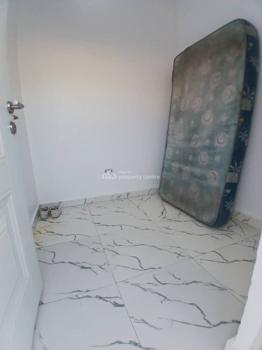 Bq, Ikota, Lekki, Lagos, Self Contain (single Rooms) for Rent