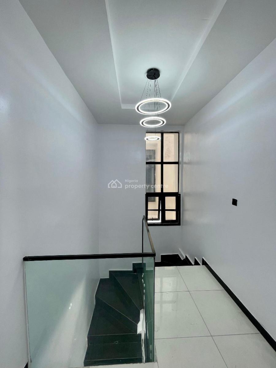 4-bedroom Semi-detached Duplex with Bq, Ikate Elegushi, Lekki, Lagos, Semi-detached Duplex for Sale
