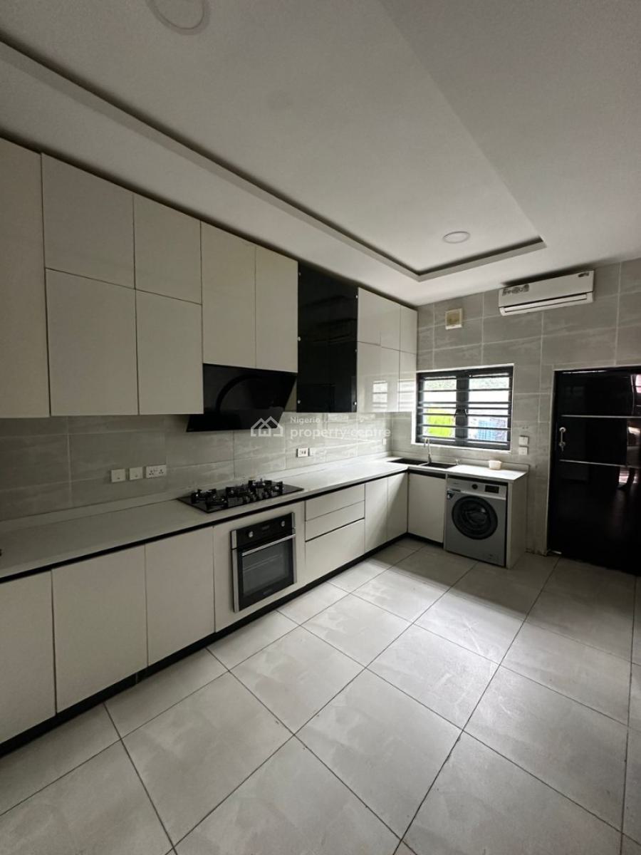 Well Built Spacious 4 Bedroom Terrace with Bq, Victoria Island (vi), Lagos, Terraced Duplex for Rent