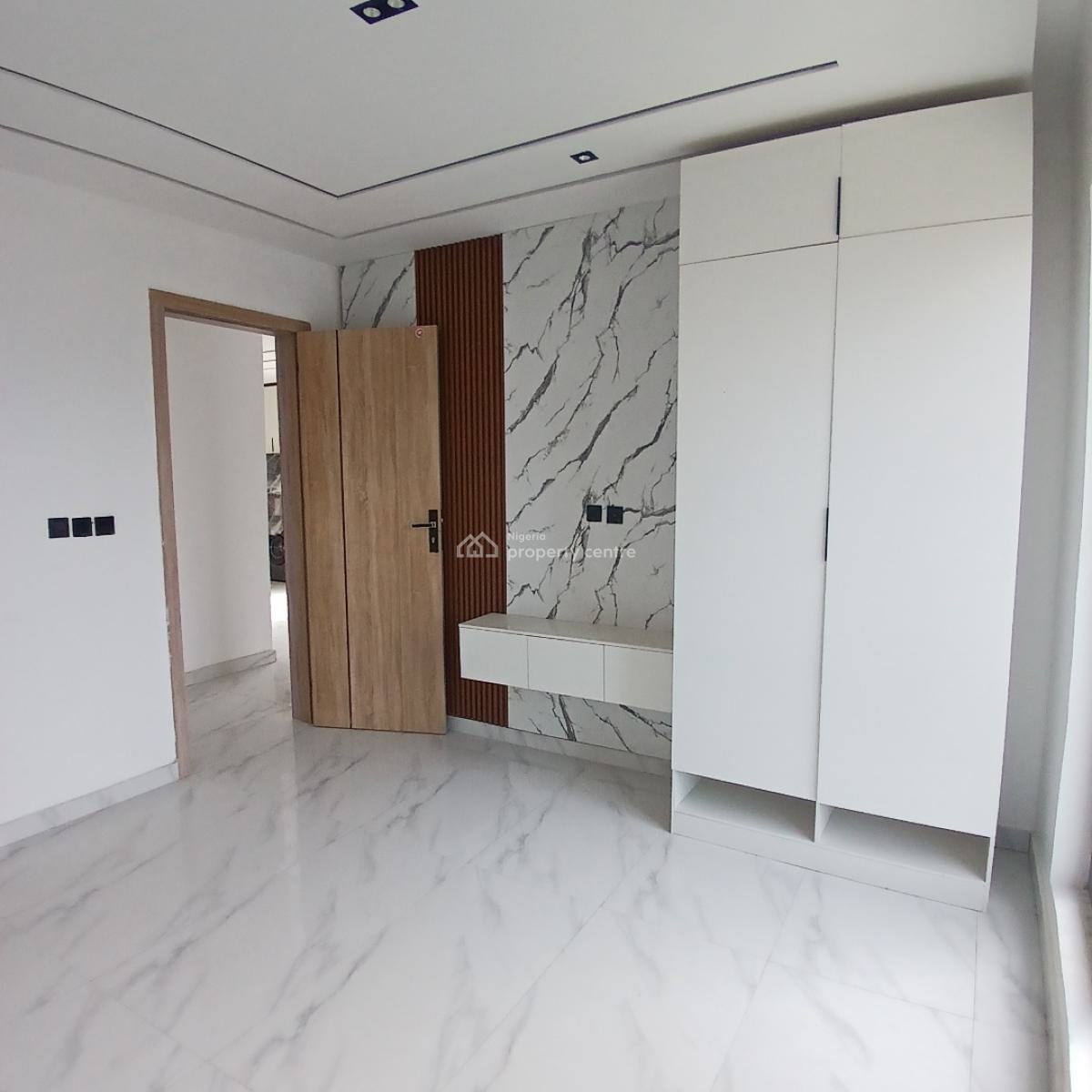 Luxurious 2 Bedroom Apartment with Swimming Pool,gym,elevator, Ikate Elegushi, Lekki, Lagos, Flat / Apartment for Sale