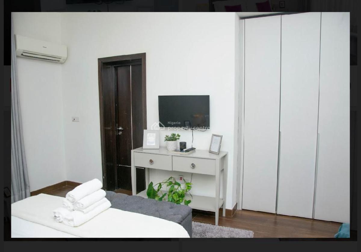 3 Bedroom Apartment with Bq., Victoria Island (vi), Lagos, Flat / Apartment Short Let