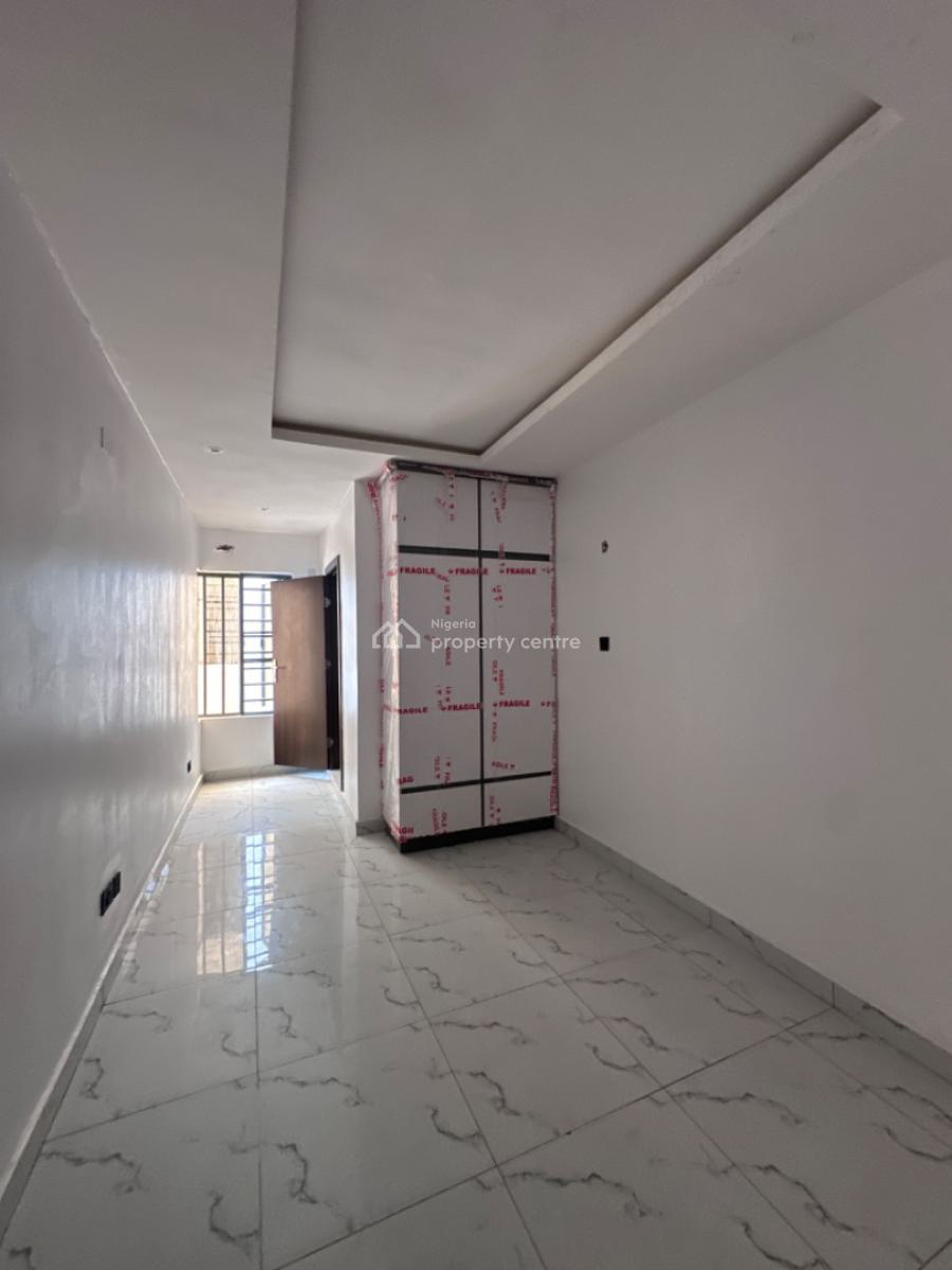 Super Spacious 3 Bedroom Duplex with Big Kitchen, Ikota Estate, Lekki, Lagos, Terraced Duplex for Sale