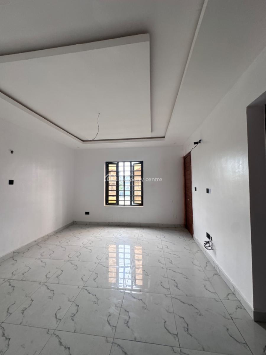 Super Spacious 3 Bedroom Duplex with Big Kitchen, Ikota Estate, Lekki, Lagos, Terraced Duplex for Sale