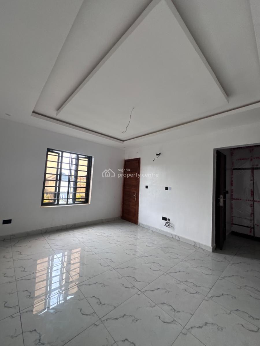 Super Spacious 3 Bedroom Duplex with Big Kitchen, Ikota Estate, Lekki, Lagos, Terraced Duplex for Sale