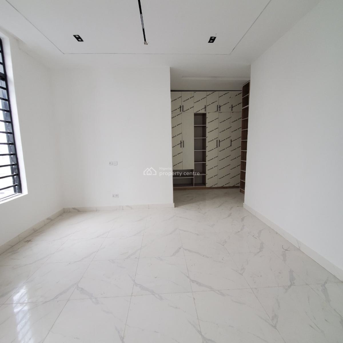 Beautiful 4 Bedroom Terrace Duplex Located Within a Secured Estate, Ikate, Lekki, Lagos, House for Sale