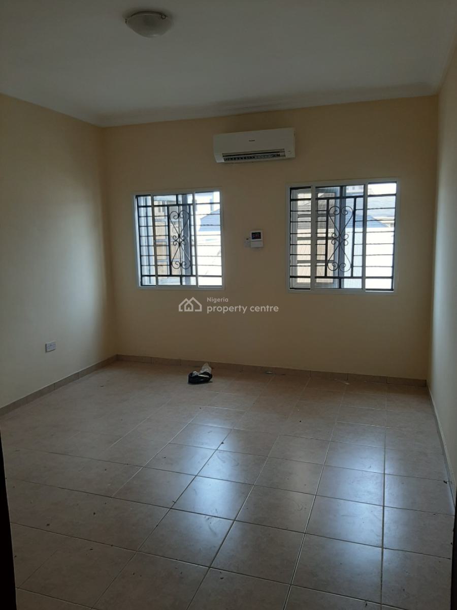 Renovated Serviced 2 Bedroom En-suite Flat with Fitted Kitchen, Cooker, Victoria Island (vi), Lagos, Flat / Apartment for Rent